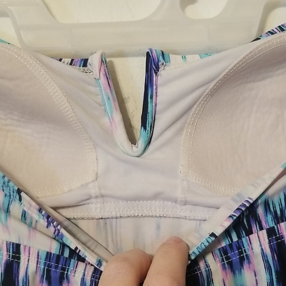 Liz Lange Maternity Swim Top - Picture 3 of 5